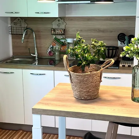 Intero Con Vasca Idromassaggio E Solarium - Ciaculli 아파트